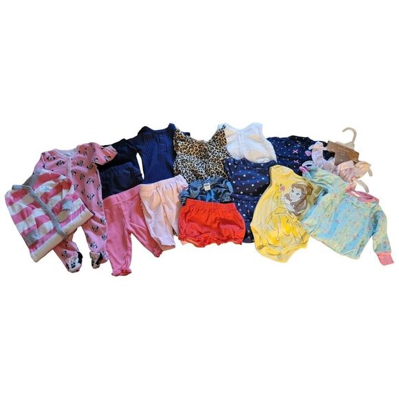 Pieces Other - baby girls large bundle lot of 15 mixed pieces and outfits of clothing 0-3 month